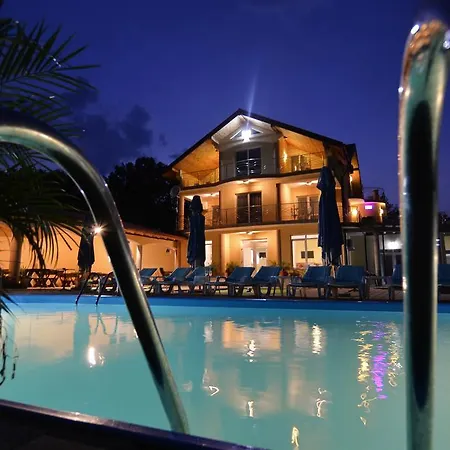 Guest house Casa Marina Eselnita
