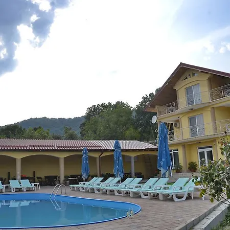 Guest house Casa Marina Eselnita